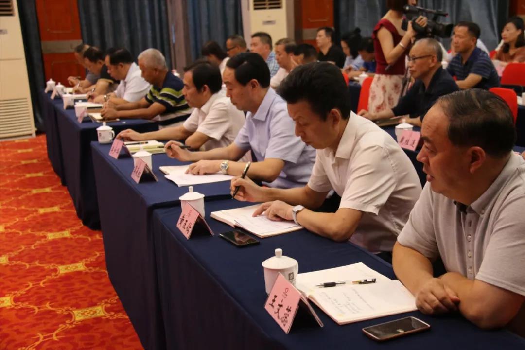 市委副书记、统战部长曹普华讲“不忘初心、牢记使命”主题教育专