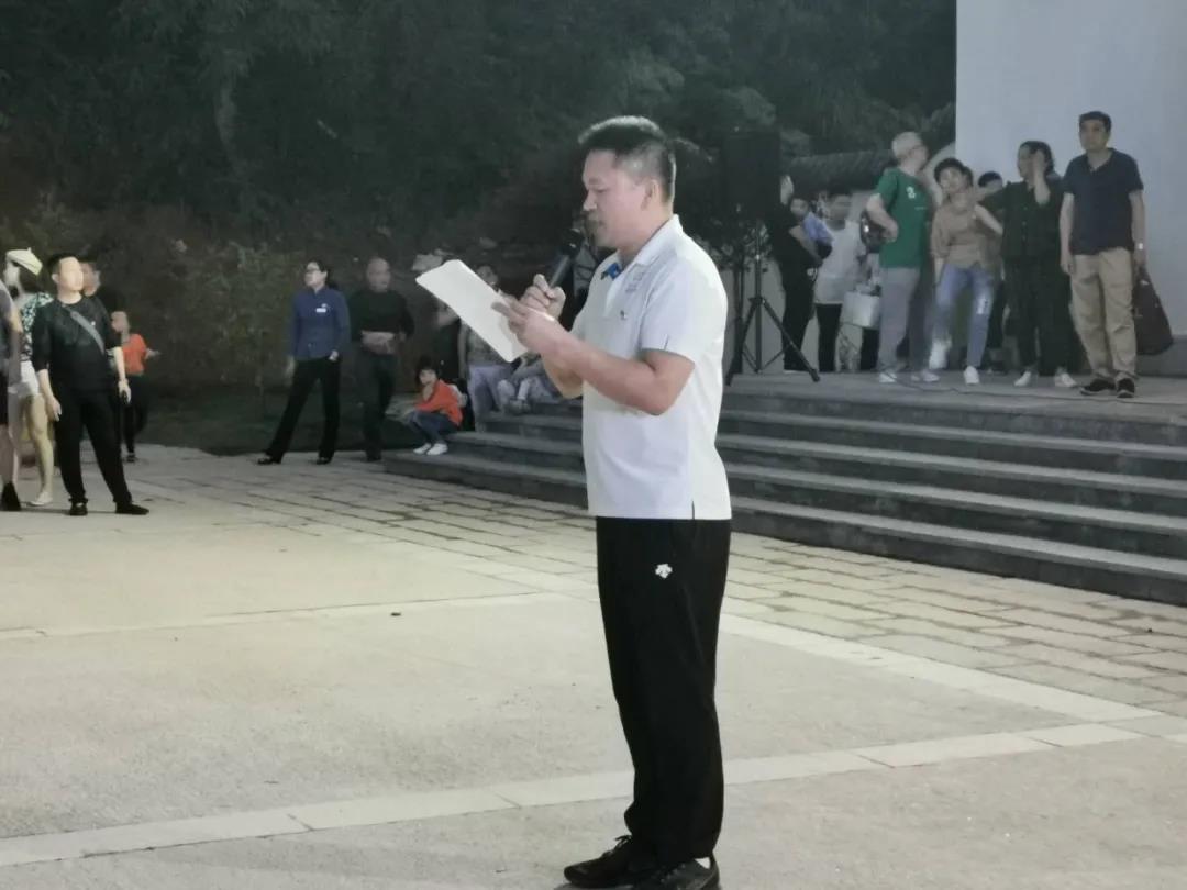 邵阳市创业商会赴新宁太阳谷开展“提信心、促发展”主题党日活动