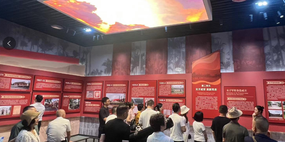 邵阳市创业商会赴海南“红色娘子军纪念馆”开展主题党日活动
