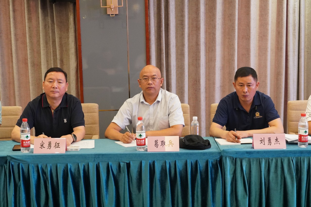 岳阳市工商联莅临邵阳市创业商会调研