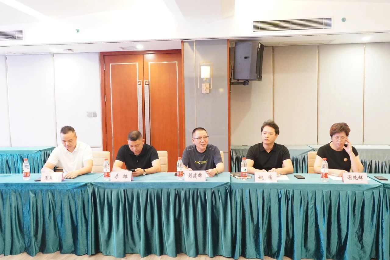 邵阳市工商联莅临邵阳市创业商会调研